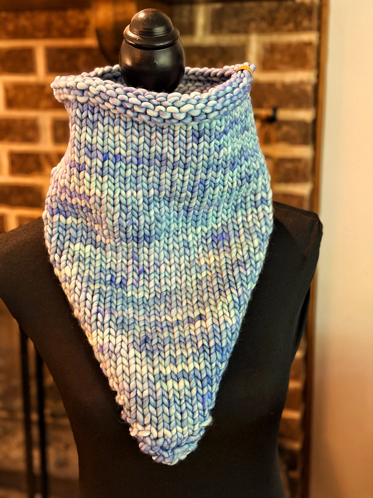 Cowl-Danna in Aquamarine