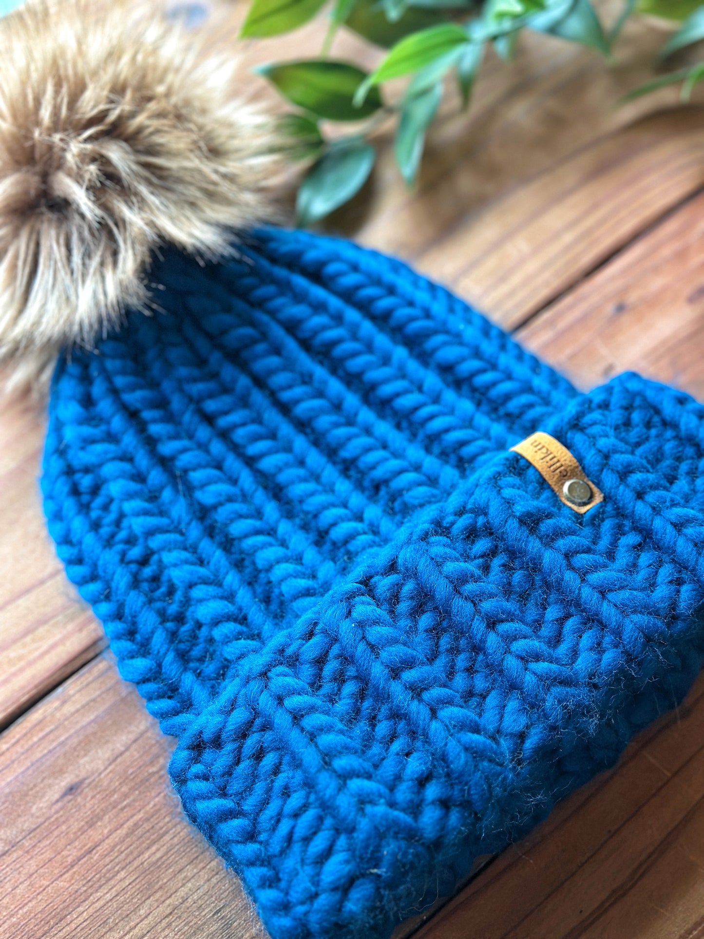 Apres Beanie in Sherpa Blue