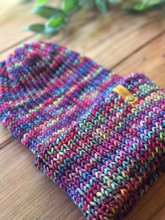 Campfire Beanie in Anniversario