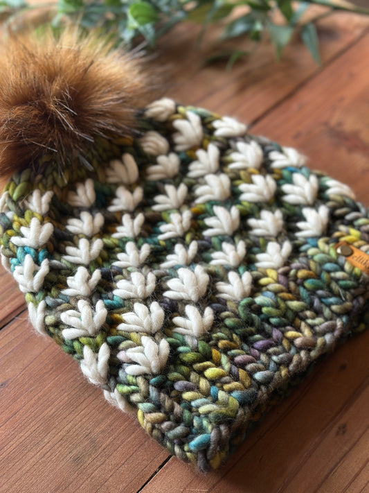 Lotus Flower Beanie in Arequita/Natural