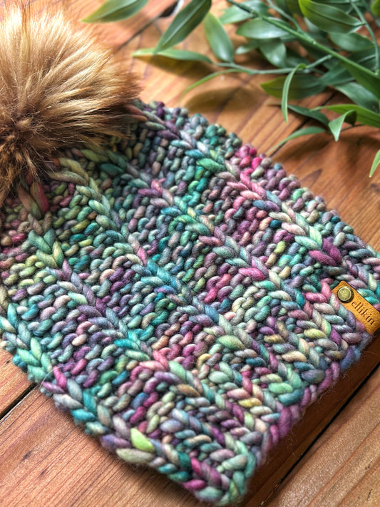 Pennridge Beanie in Arco Iris