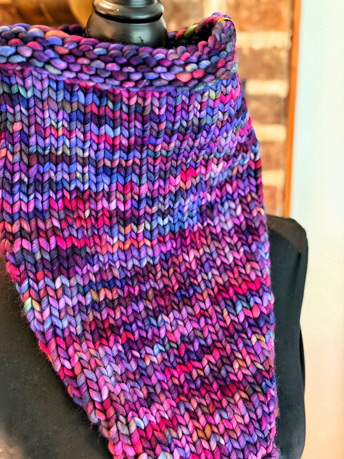 Cowl-Danna in Aniversario