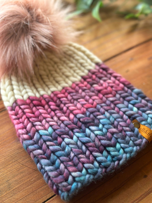 Nokhu Beanie in Pink/Blue Multi
