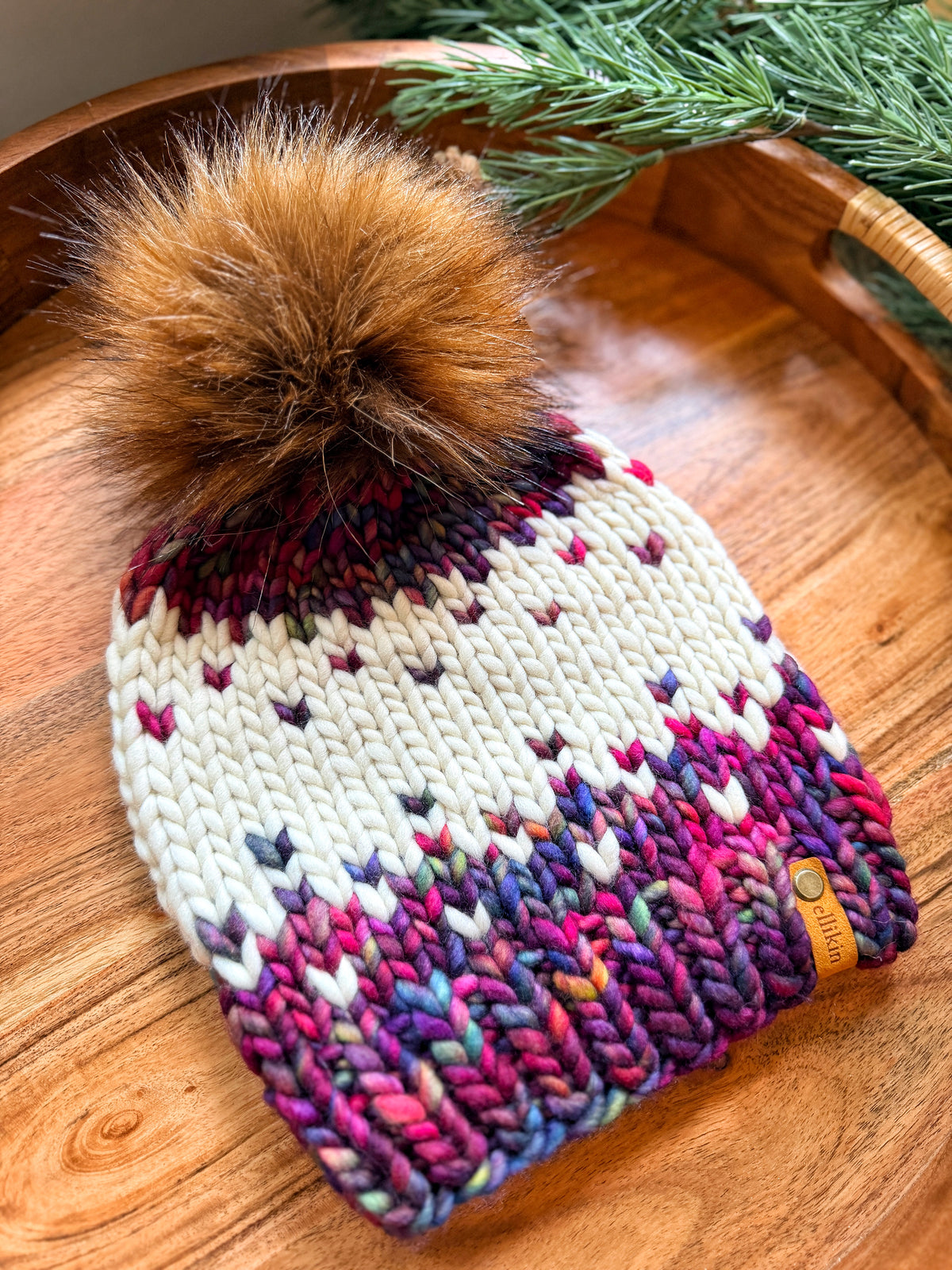 Winterfell Beanie in Anniversario