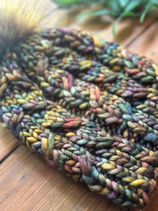 Sugar Twist Beanie in Piedras