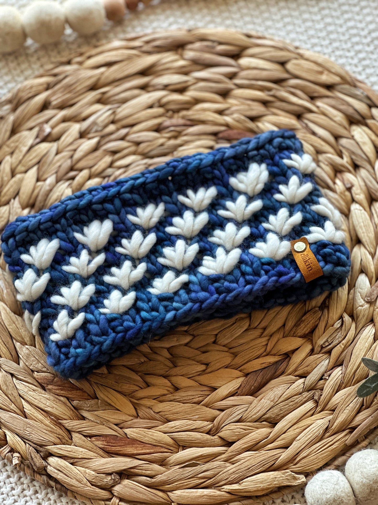 Lotus Flower Headband in Azules