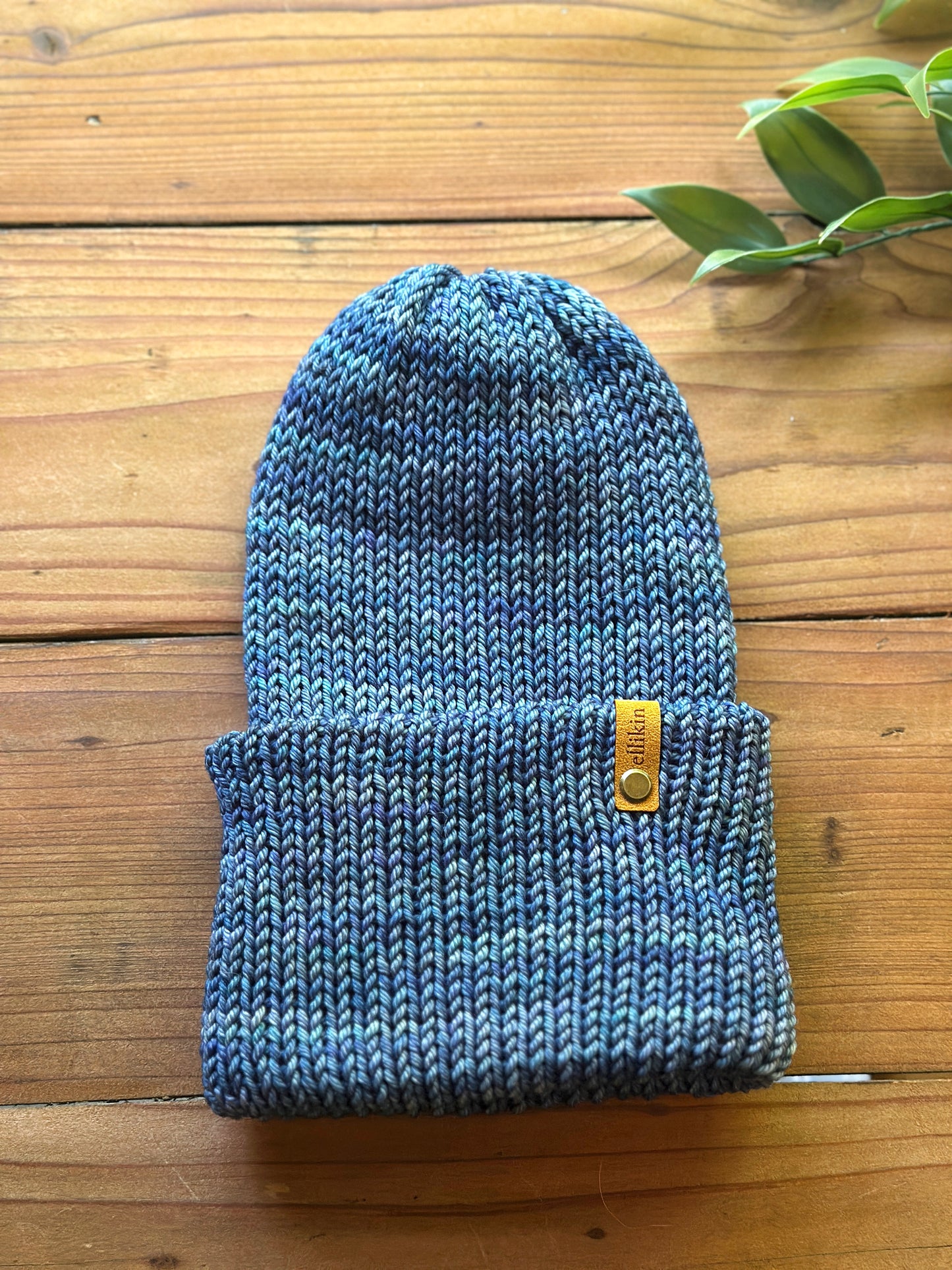 Campfire Beanie in Azules