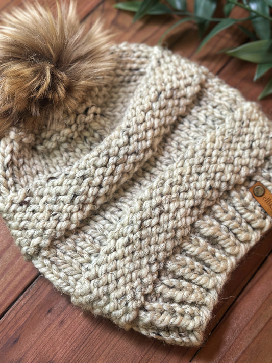 Lola Beanie in Oatmeal