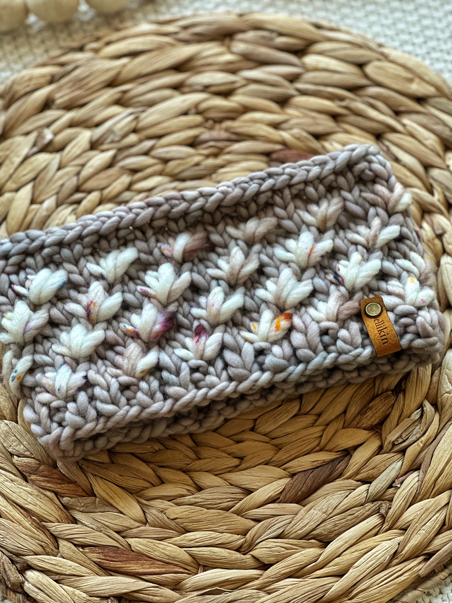 Lotus Flower Headband in Whole Grain/Neutral