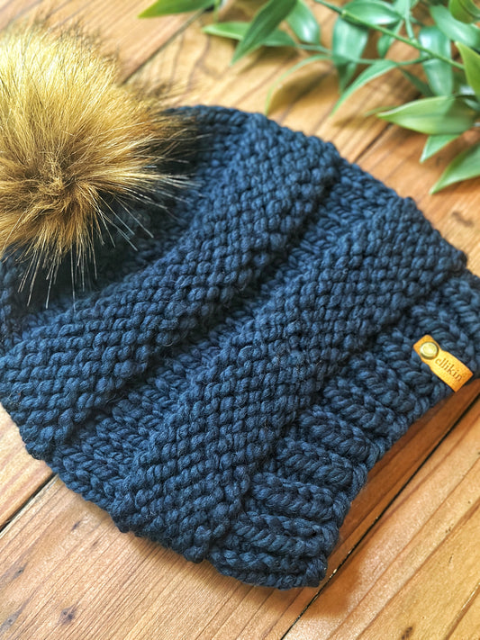 Lola Beanie in Navy