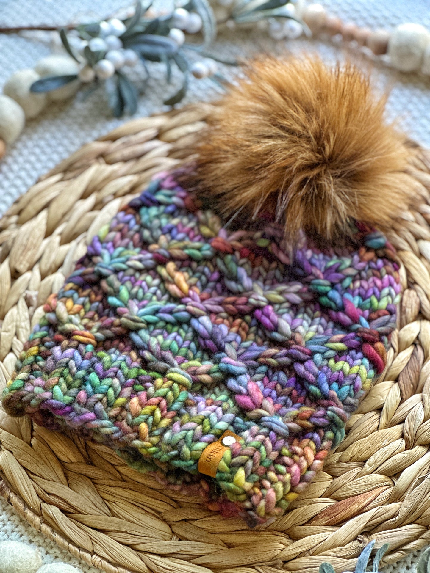 Halau Beanie in Arco Iris
