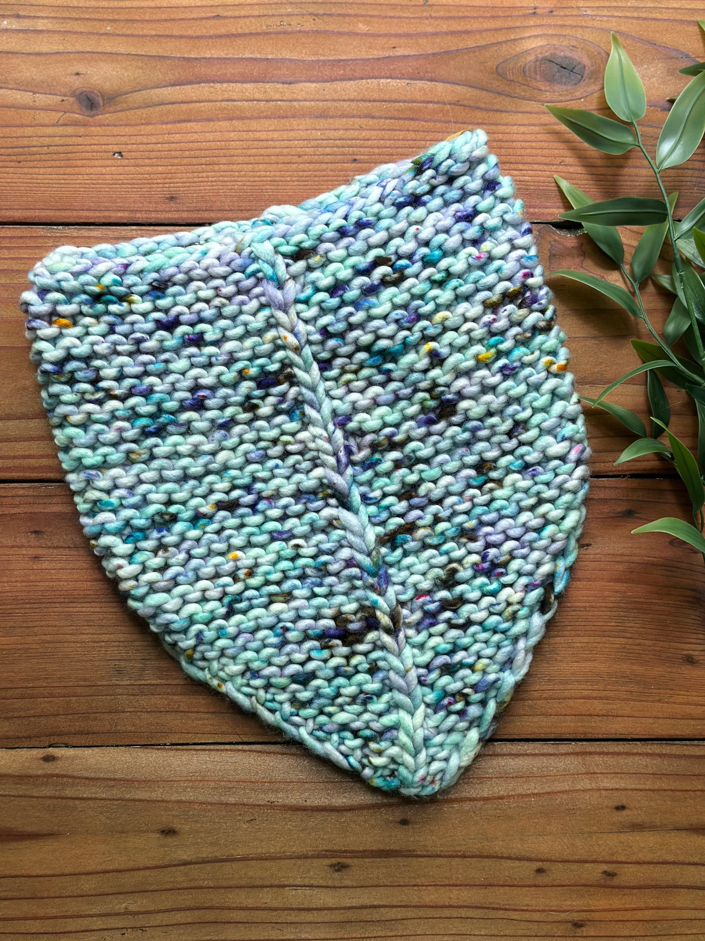 Pamn Bandana Cowl in Just Pooling Around