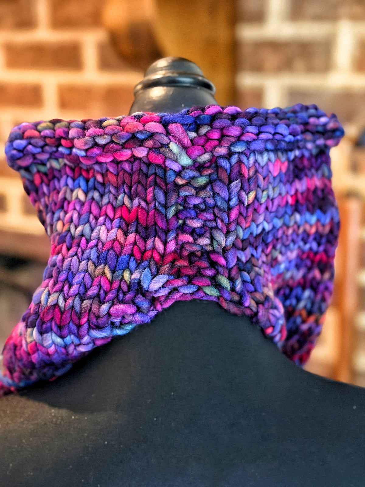Cowl-Danna in Aniversario