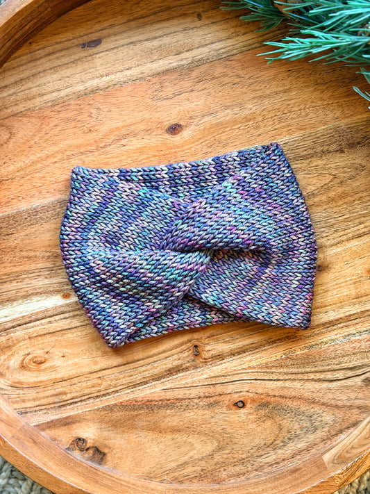 Twisted Earwarmer in Arco Iris