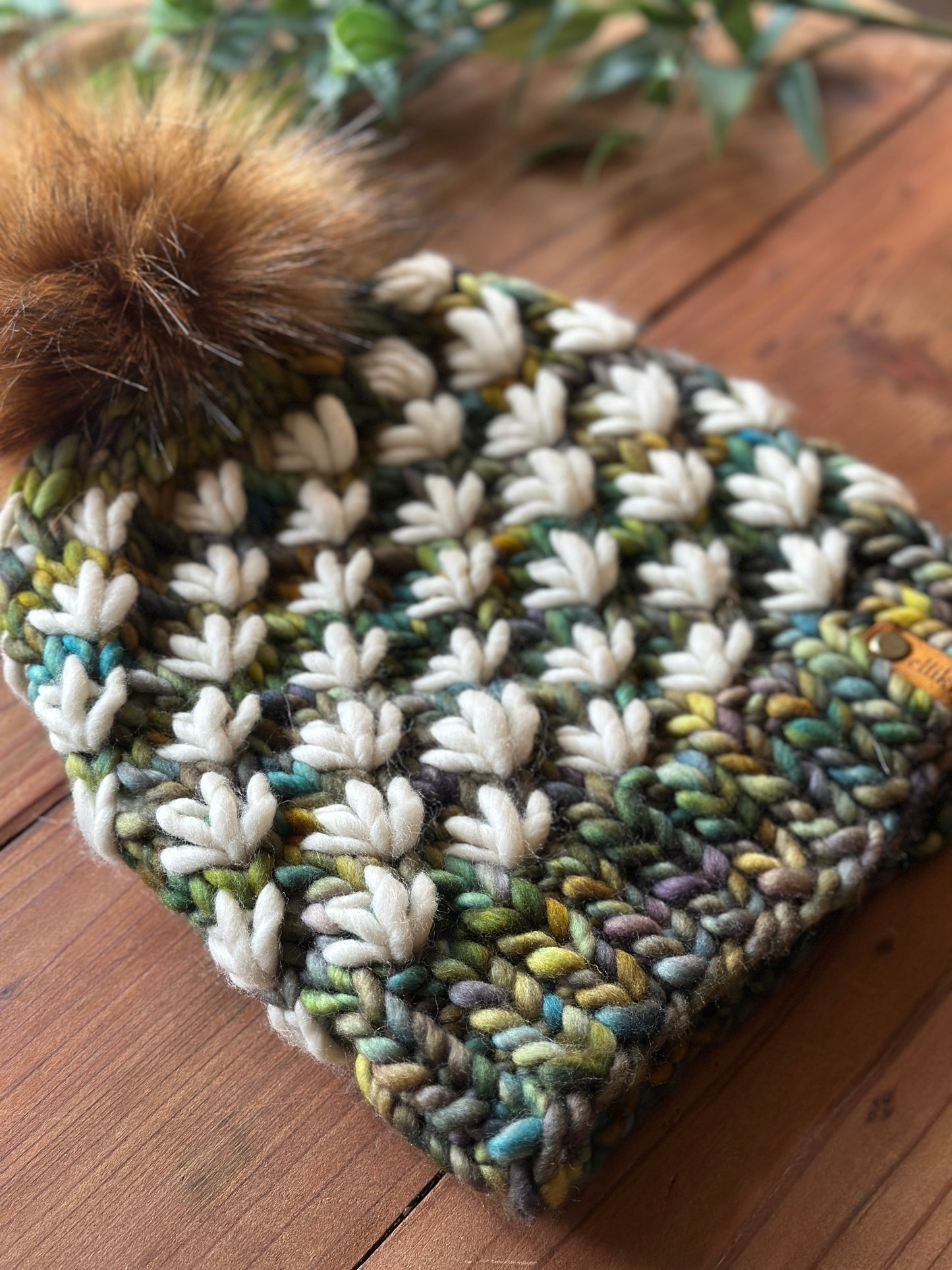 Lotus Flower Beanie in Arequita/Natural