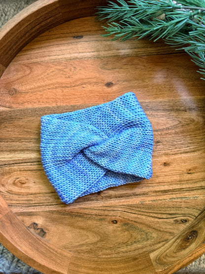 Twisted Earwarmer in Aquamarine