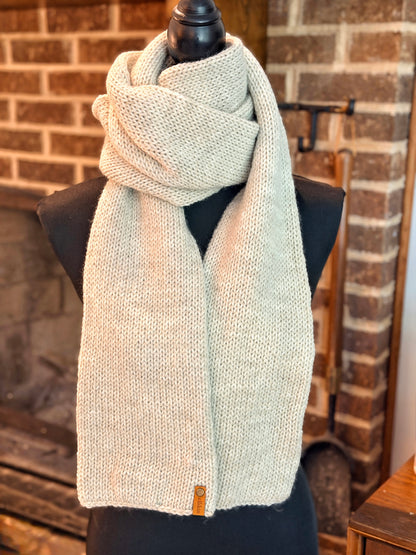 Classic Scarf in Heather Natural