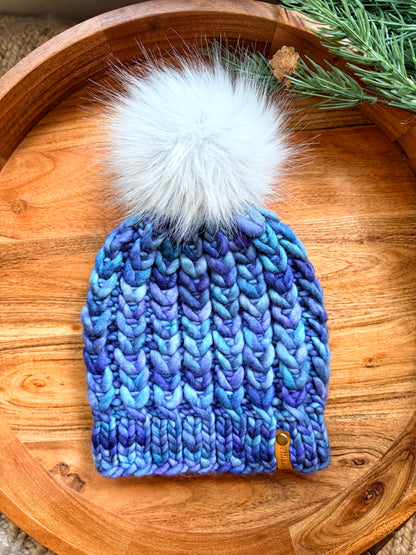 Braided Hearts Beanie in Azules