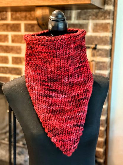 Cowl-Danna in Stitch Red