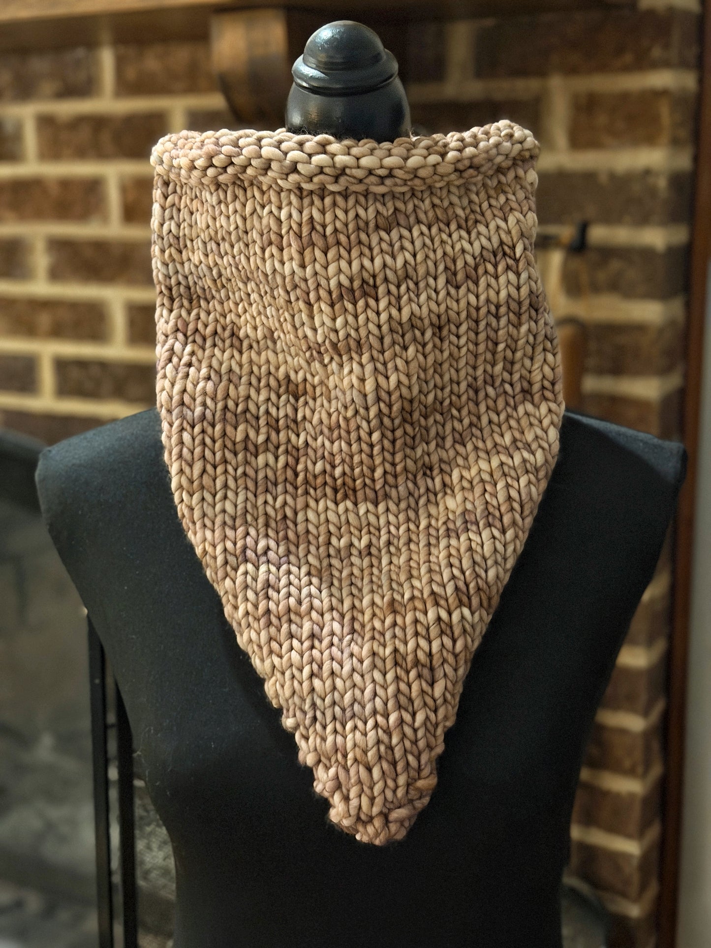 Cowl-Danna in Whole Grain