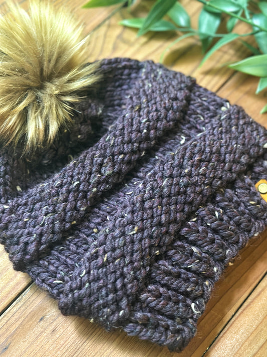 Lola Beanie in Raisin