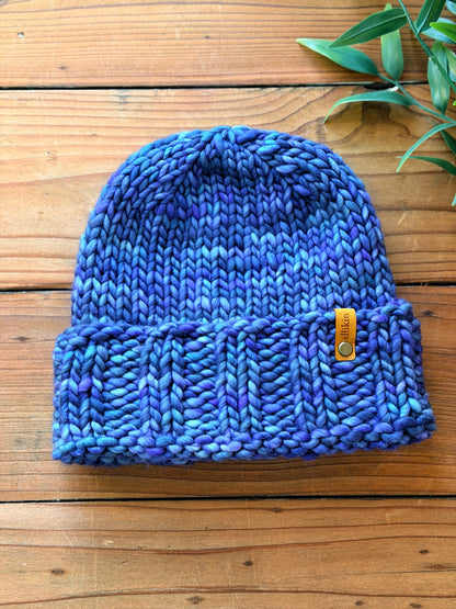Alpine Trail Beanie in Azules