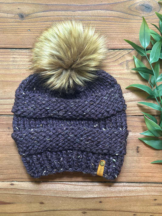 Lola Beanie in Raisin