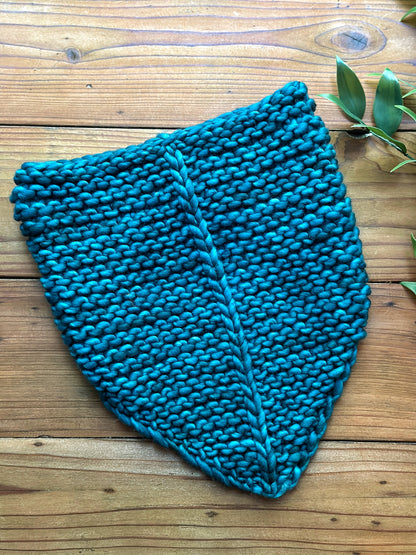 Pamn Bandana Cowl in Teal Feather