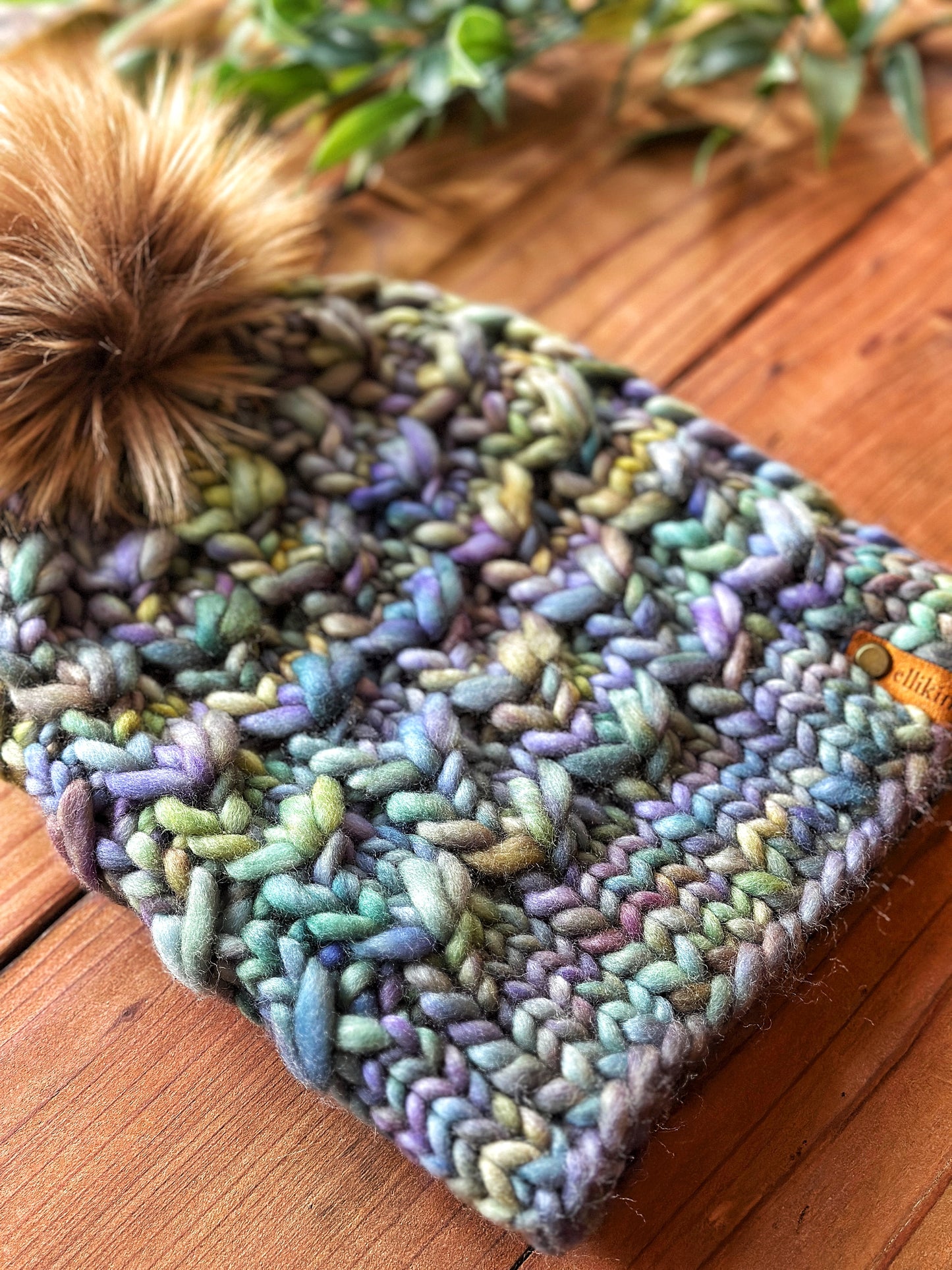 Fleur Beanie in Indecita