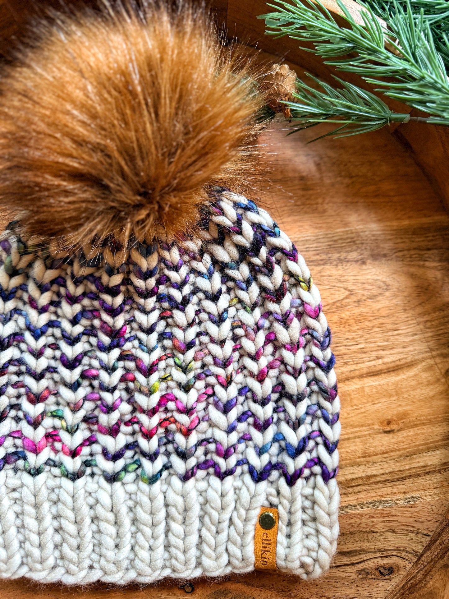 Riverbend Beanie in Fog/Aniversario