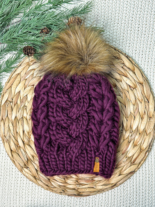 Ammil Beanie in Bordeaux